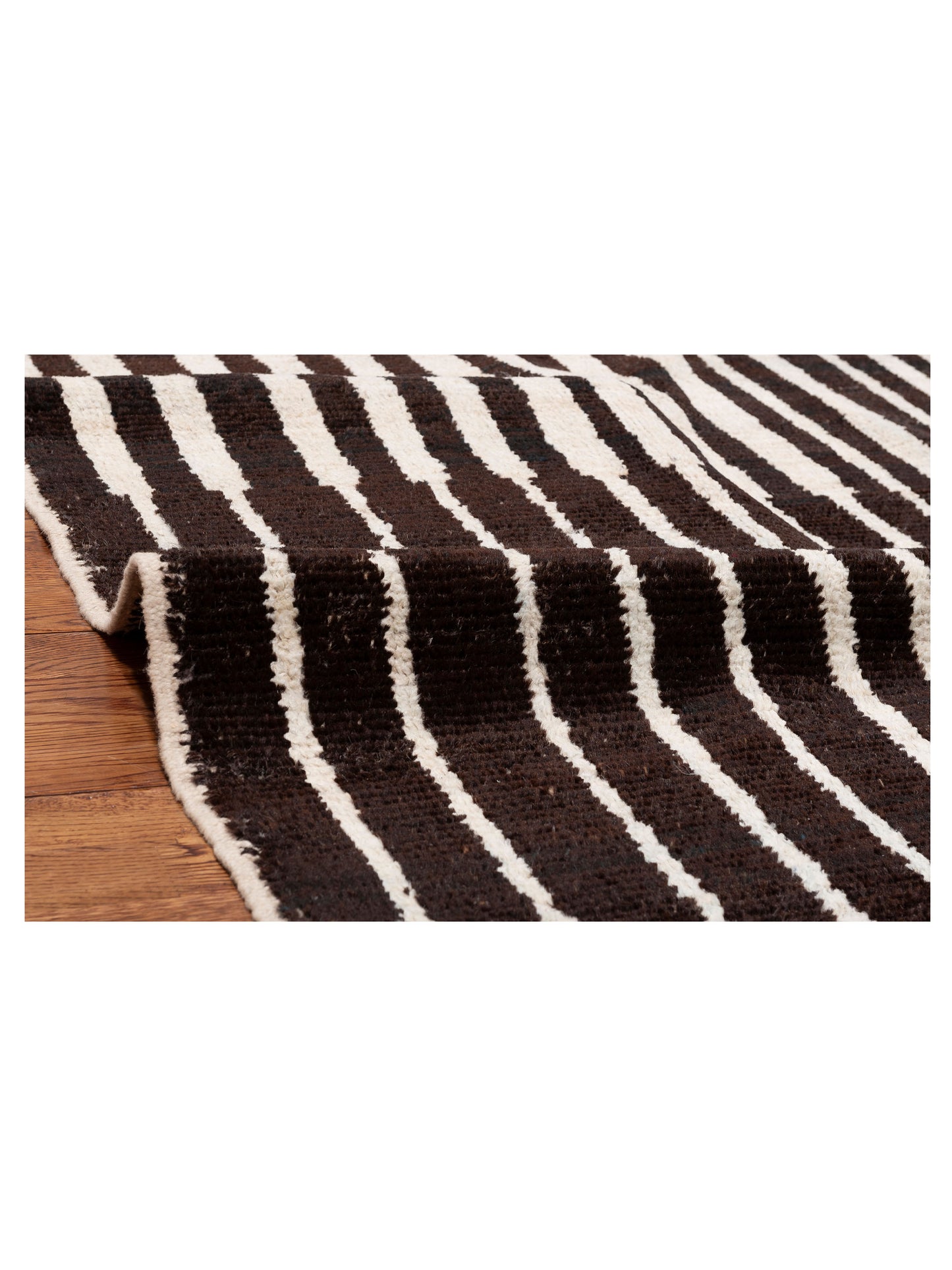 Anavera Dark Brown Ivory 7.9x10.3 Hand Knotted Rug