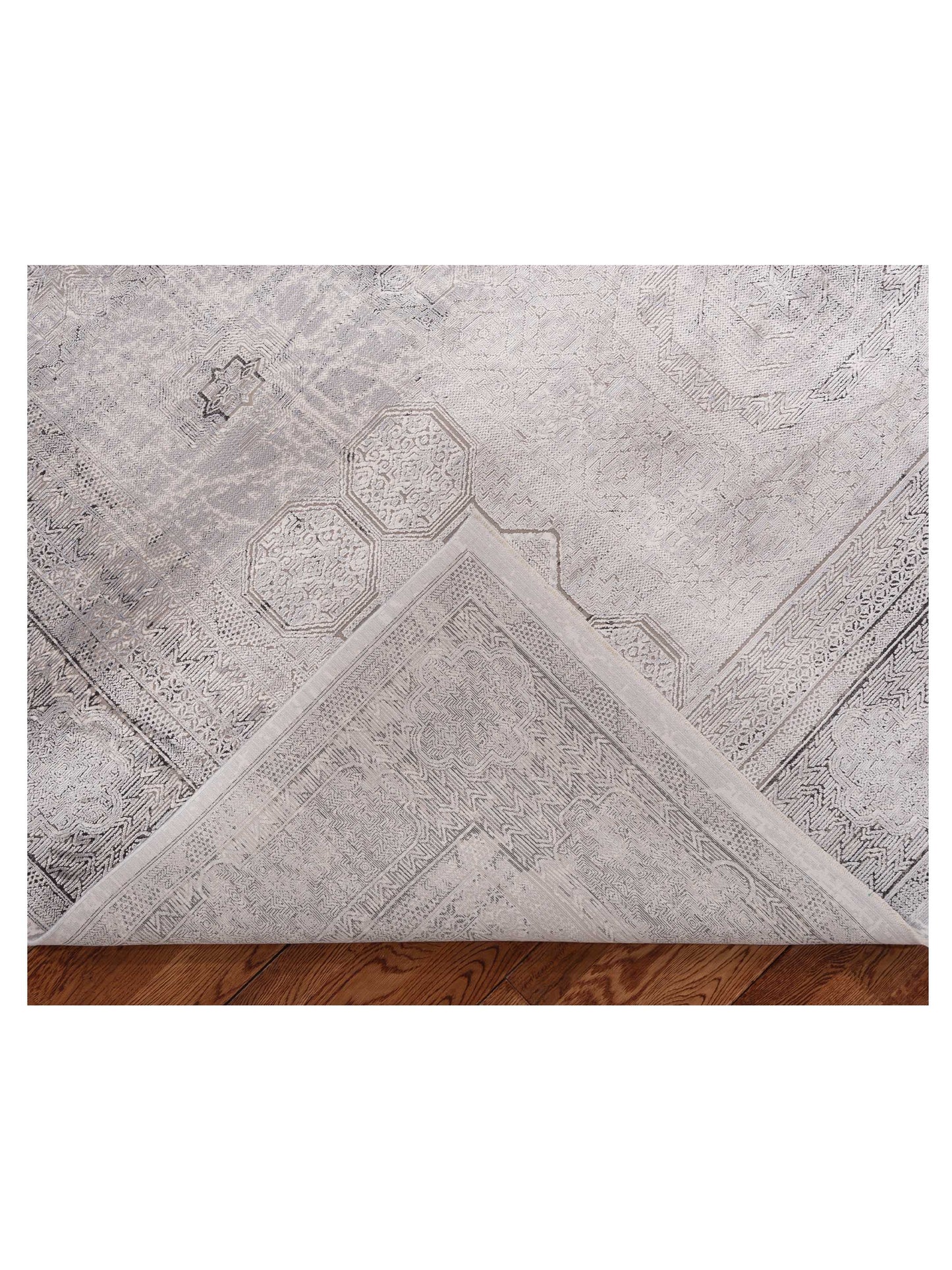 Calvera Silver Gray 8x10 Machine Made Rug