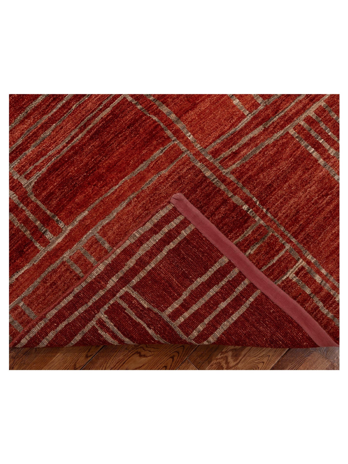 Tenzari Red Ivory 5.6x8.1 Hand Knotted Rug