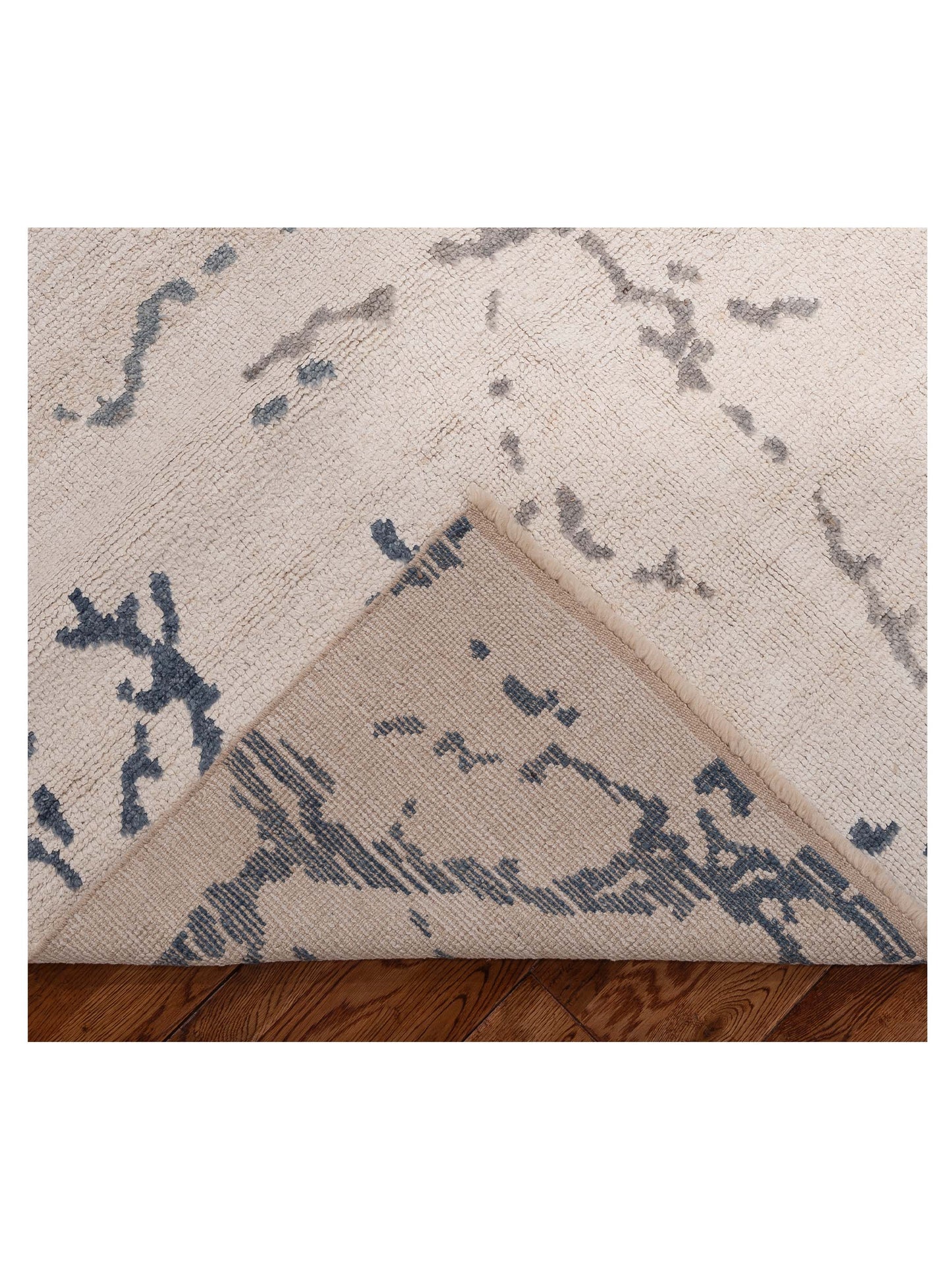 Anavera Ivory Gray 7.10x10 Hand Knotted Rug