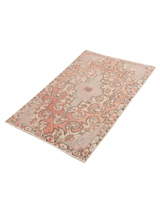 Nomadra Pink Beige 4.6x7.5 Hand Knotted Rug